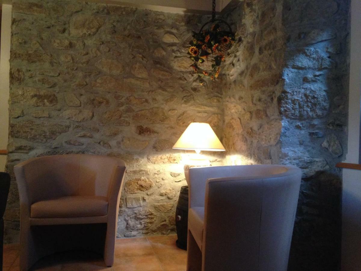 סן-פייר-דל-פורקה Maison De Caractere En Pierre Cal Blanic מראה חיצוני תמונה
